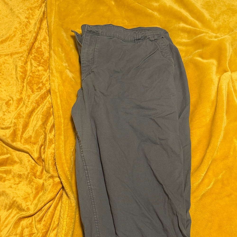 Women’s blue/grey ankle pants